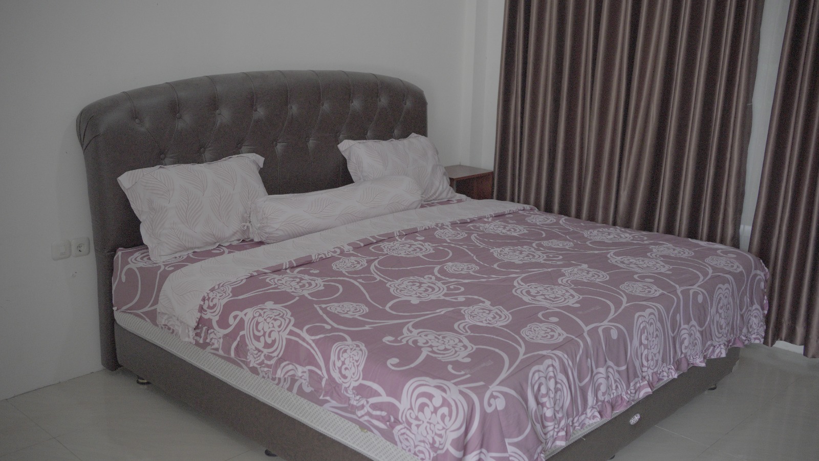 Single Deluxe Room
